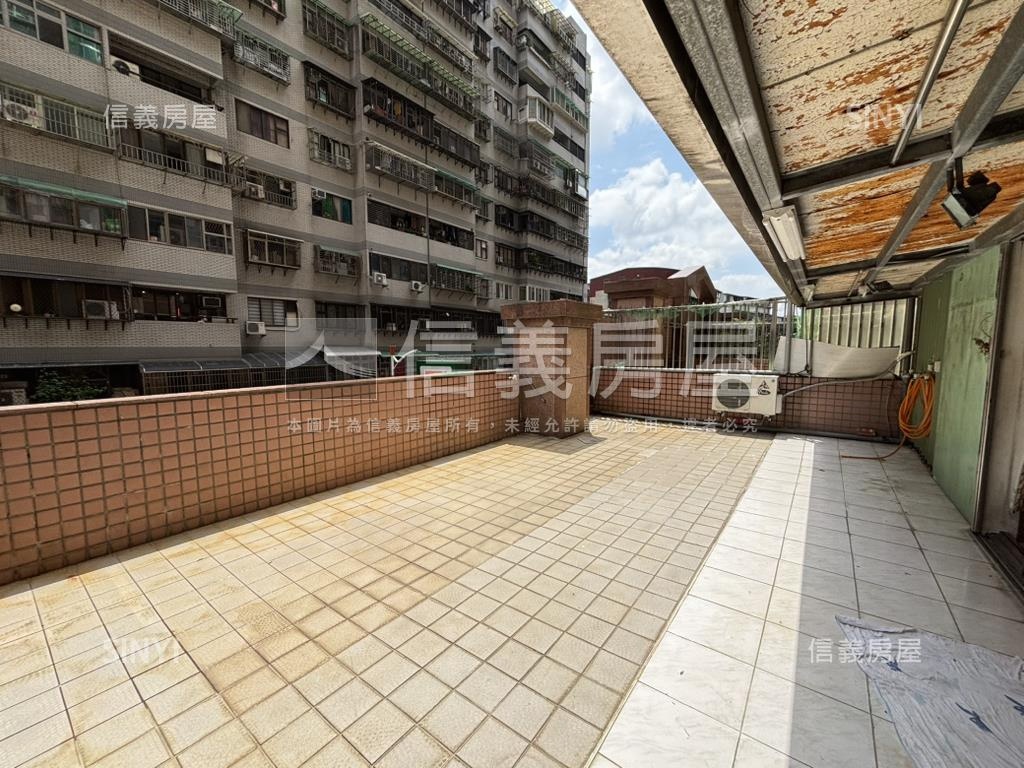 撲滿大露台稀有美屋房屋室內格局與周邊環境