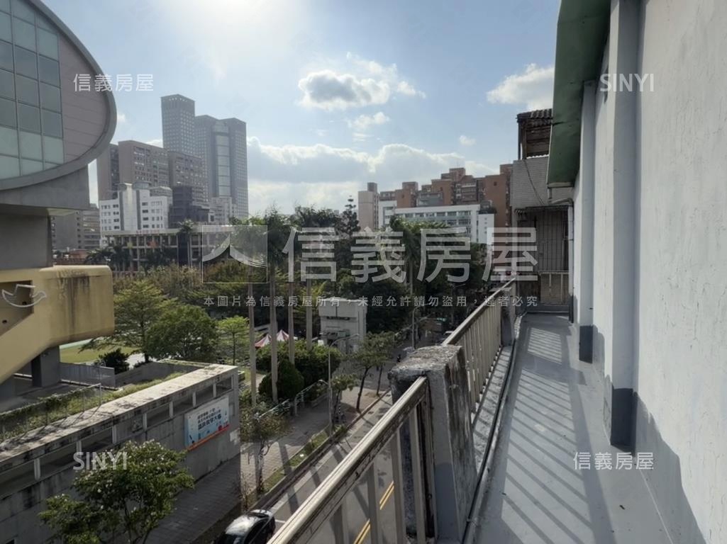 大安邊間三面採光公寓房屋室內格局與周邊環境