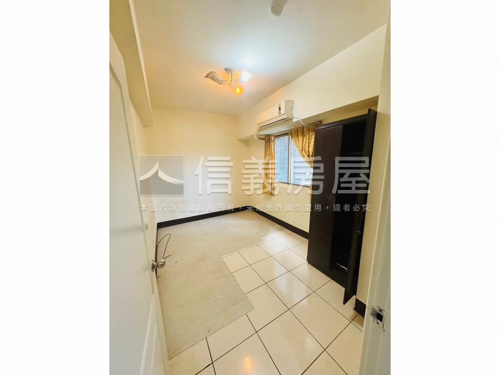 專任低總～邊間領袖大三房房屋室內格局與周邊環境