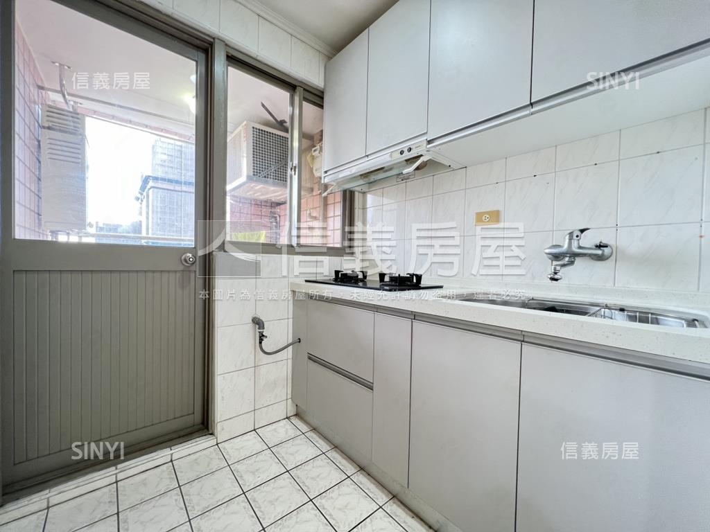 新青安－採光兩房好讚房屋室內格局與周邊環境