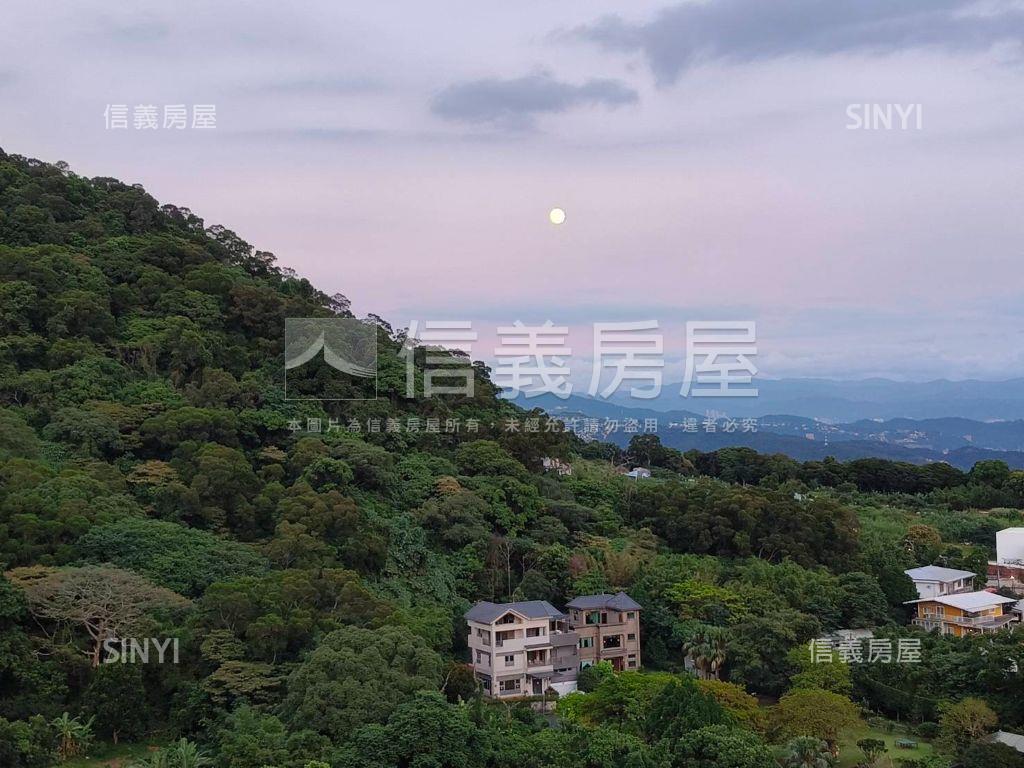 菓嶺山莊挑高美屋房屋室內格局與周邊環境