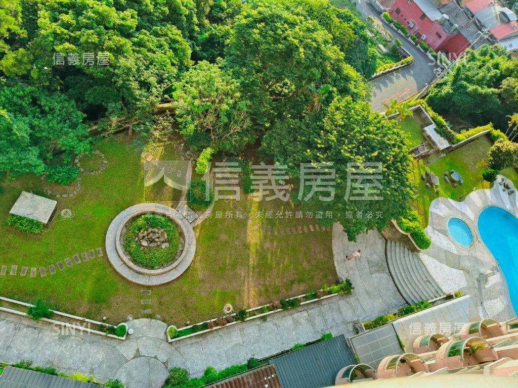 菓嶺山莊挑高美屋房屋室內格局與周邊環境