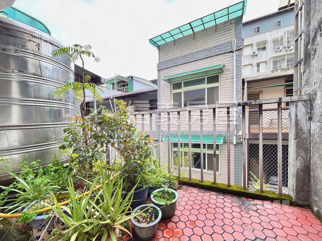 辭修公園書院透天房屋室內格局與周邊環境