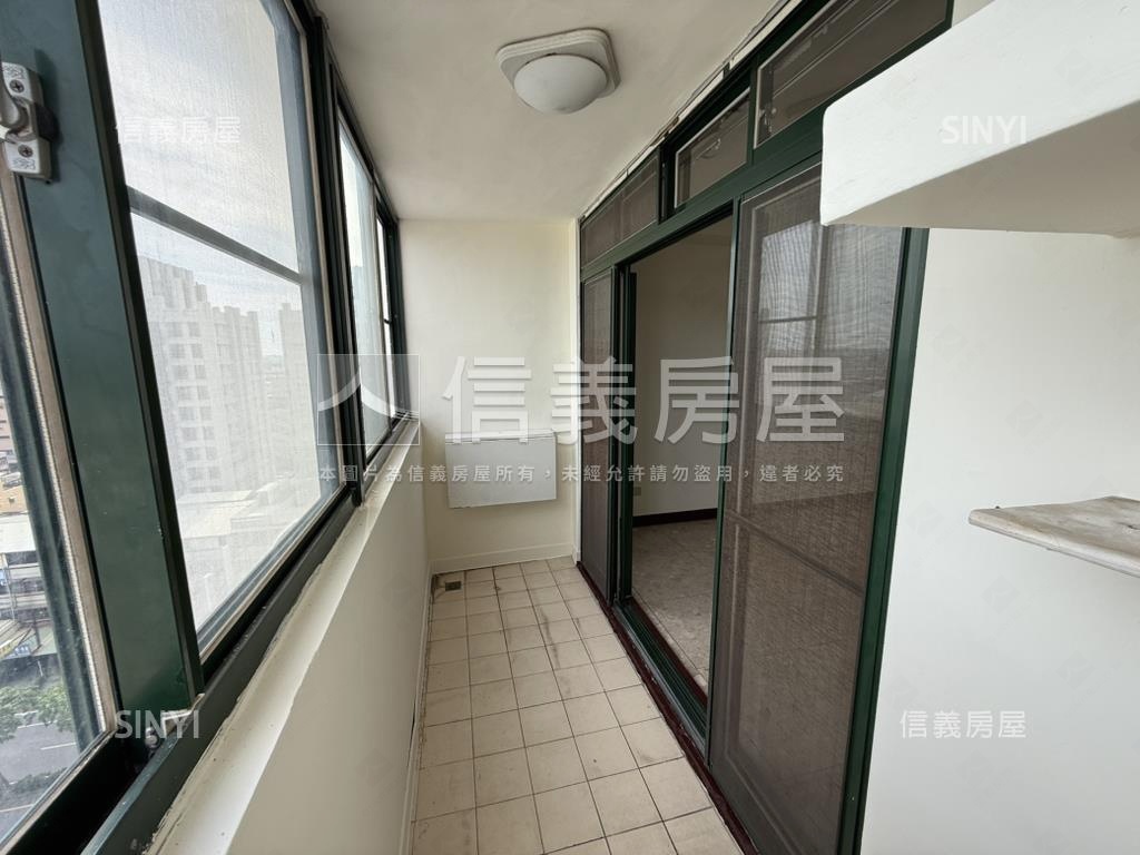 龍寶三房平車房屋室內格局與周邊環境