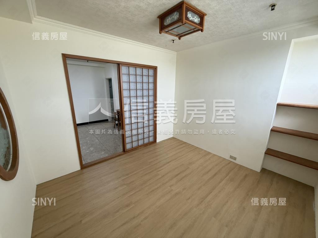 龍寶三房平車房屋室內格局與周邊環境