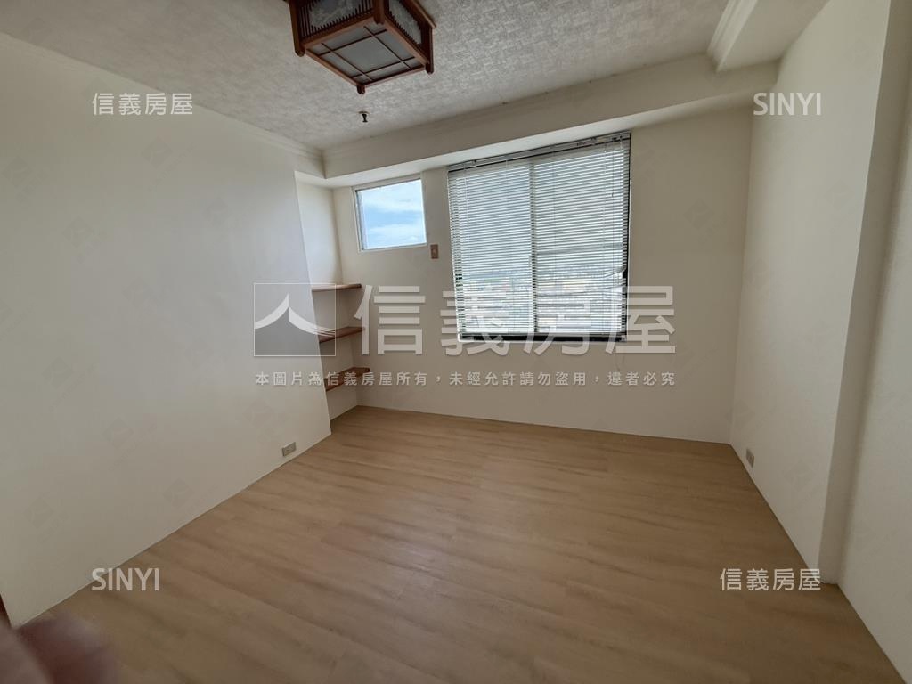 龍寶三房平車房屋室內格局與周邊環境