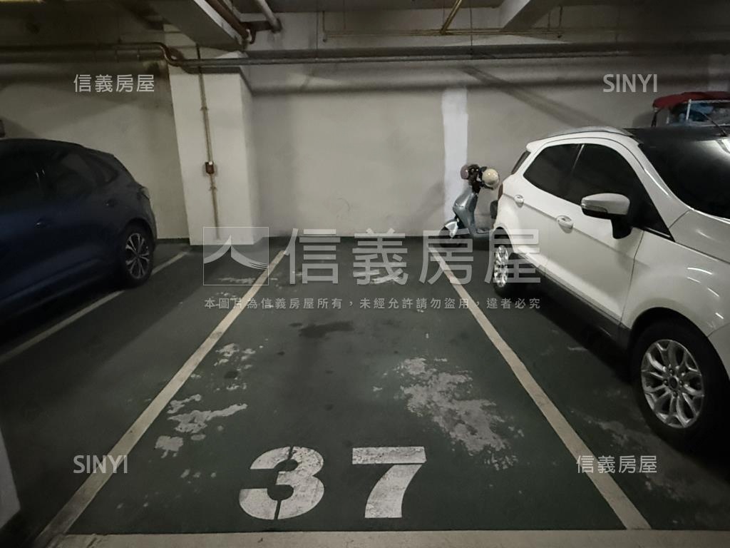 龍寶三房平車房屋室內格局與周邊環境