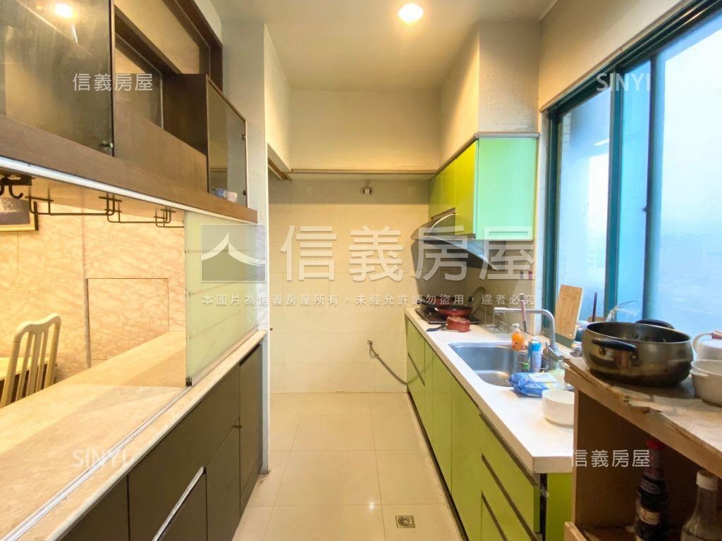 昌益一品博觀四房平車房屋室內格局與周邊環境