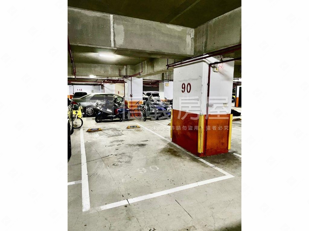 昌益一品博觀四房平車房屋室內格局與周邊環境
