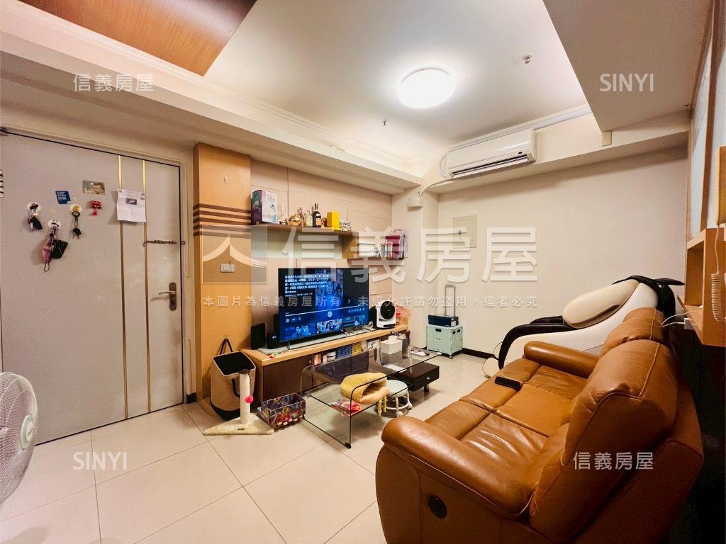 大昌商圈三面採光美的兩房房屋室內格局與周邊環境