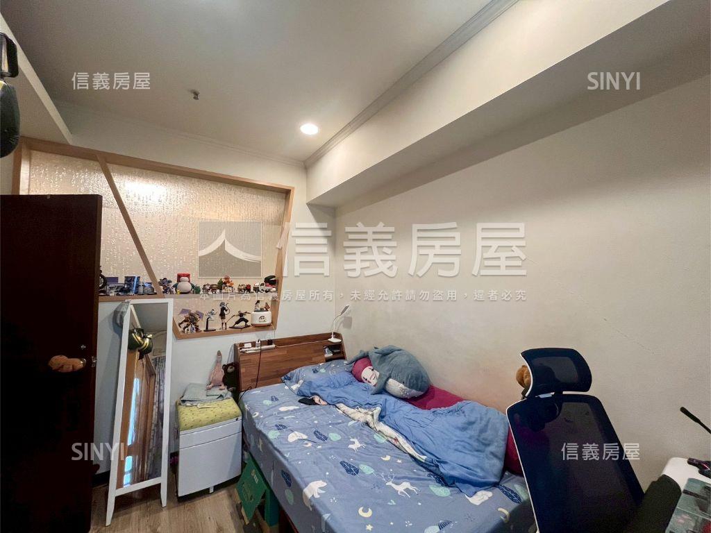 大昌商圈三面採光美的兩房房屋室內格局與周邊環境