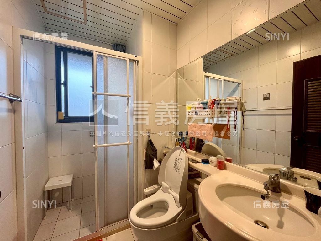 大昌商圈三面採光美的兩房房屋室內格局與周邊環境