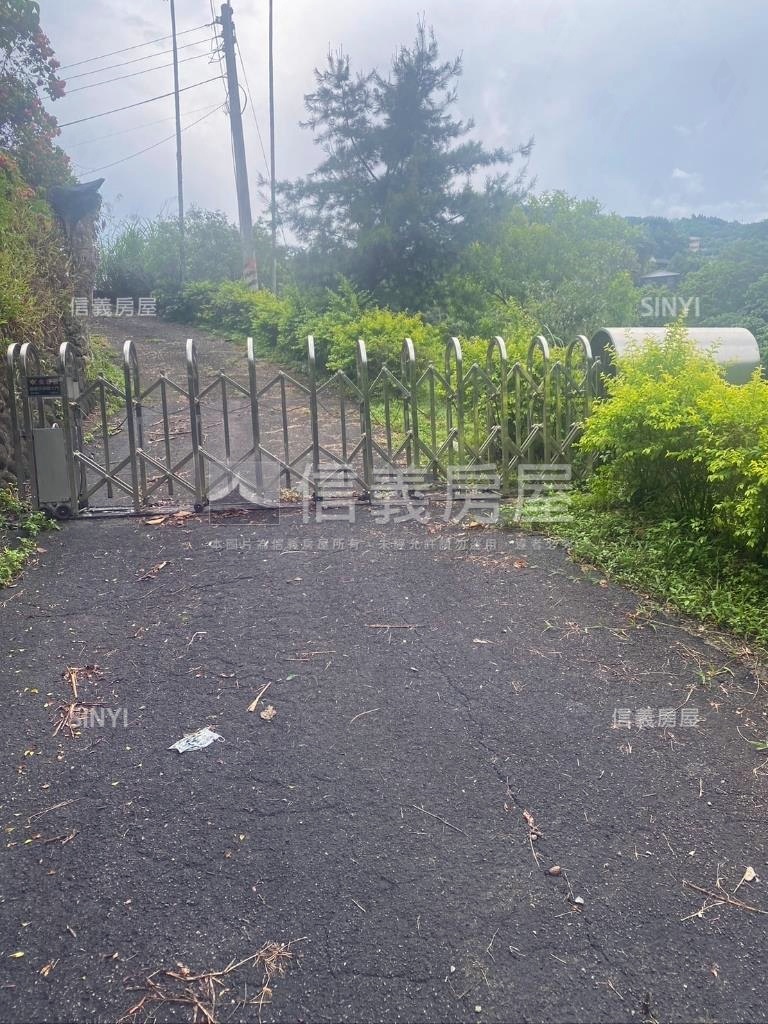 霧峰有水有電林地附小木屋房屋室內格局與周邊環境
