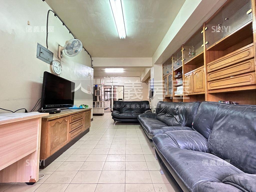 黃金公館大三房美寓房屋室內格局與周邊環境