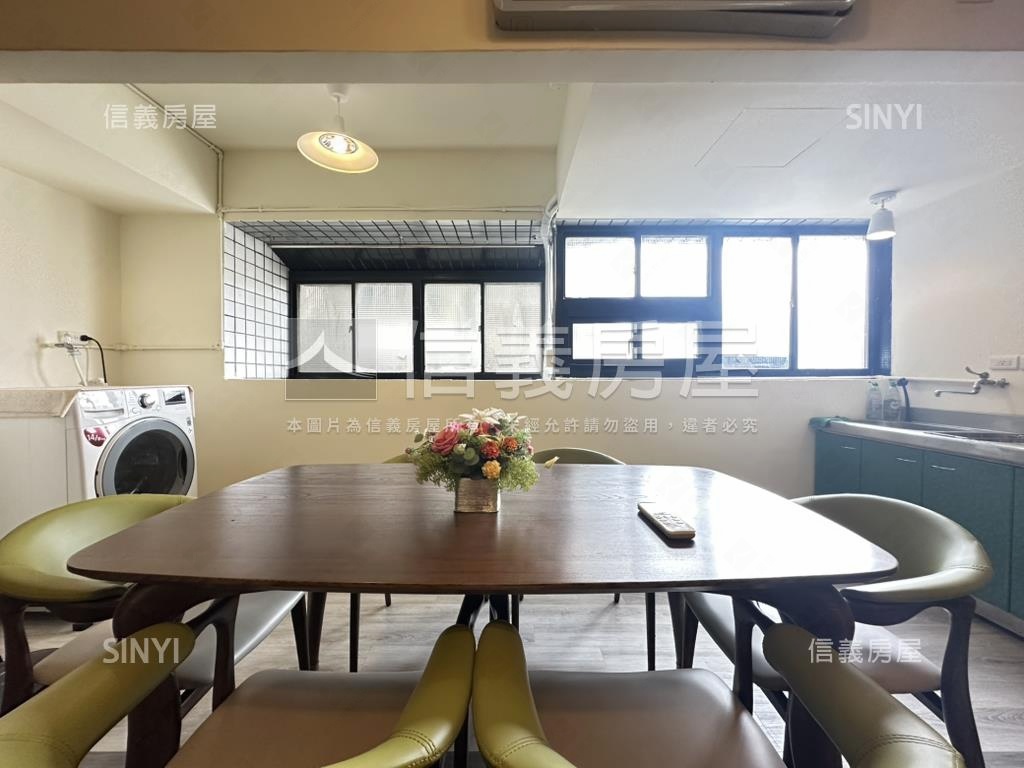臻藏－東區美裝潢套房房屋室內格局與周邊環境