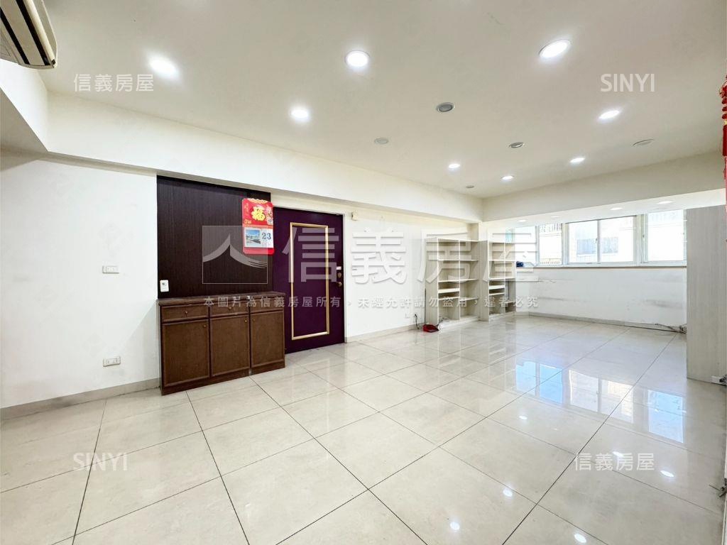 冠昱明亮清幽大戶大車位房屋室內格局與周邊環境