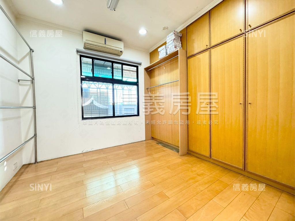 冠昱明亮清幽大戶大車位房屋室內格局與周邊環境