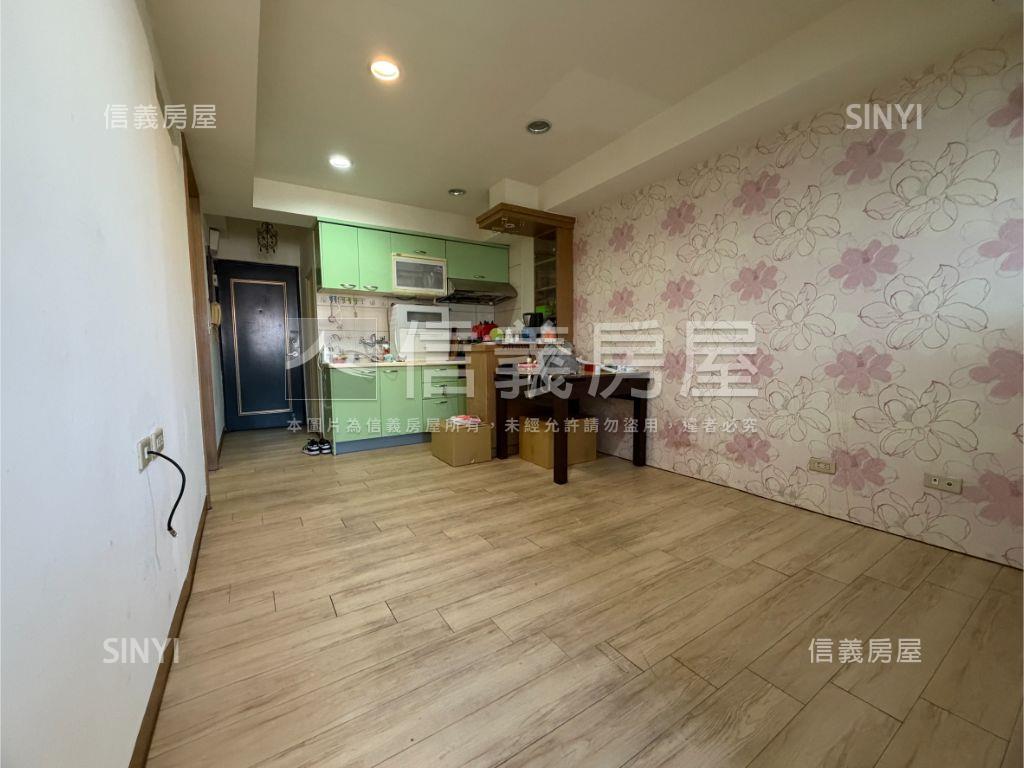 南京電梯後棟２房房屋室內格局與周邊環境