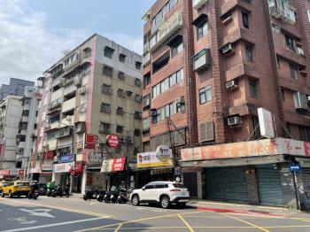 精華地段●東區延吉金店面