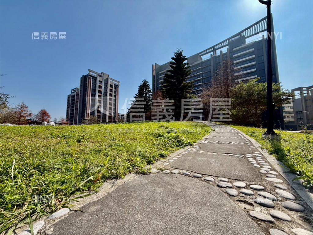 昕天地首購兩房平面車位房屋室內格局與周邊環境