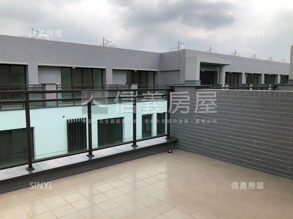 誠售南崗工業區大面寬透天房屋室內格局與周邊環境