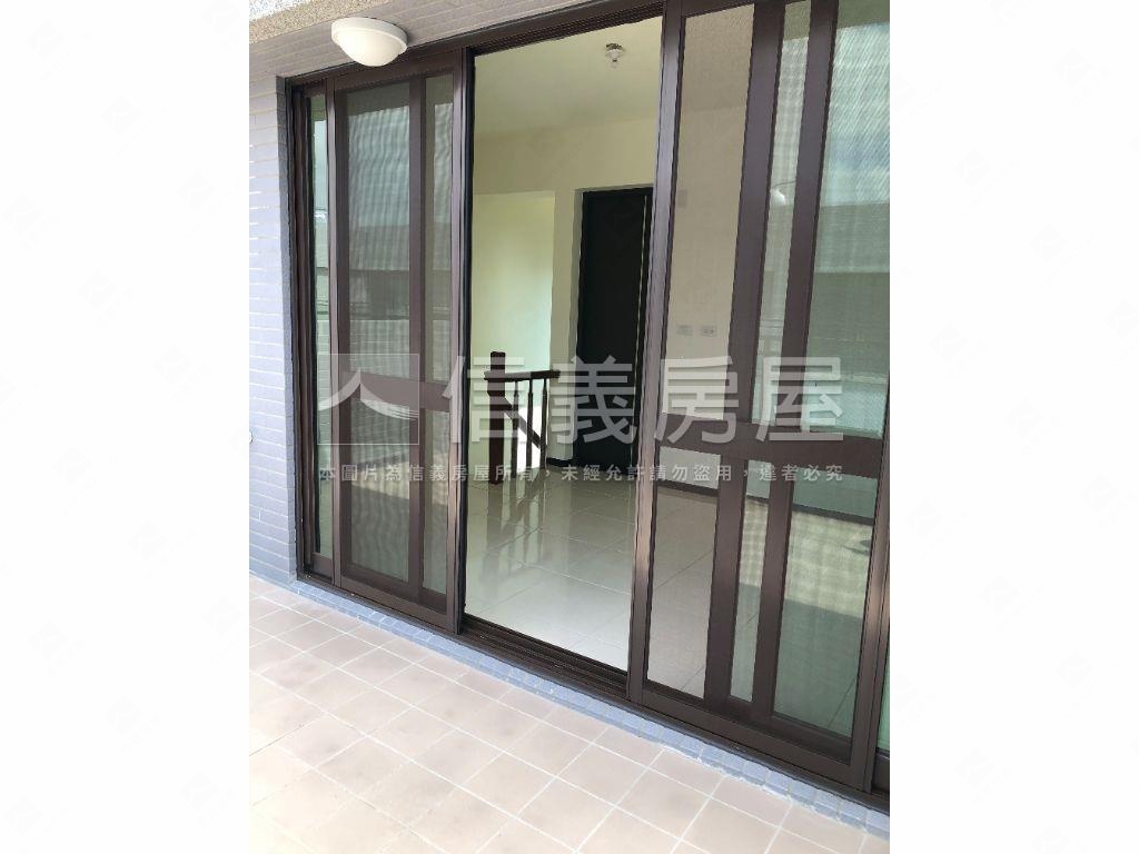 誠售南崗工業區大面寬透天房屋室內格局與周邊環境