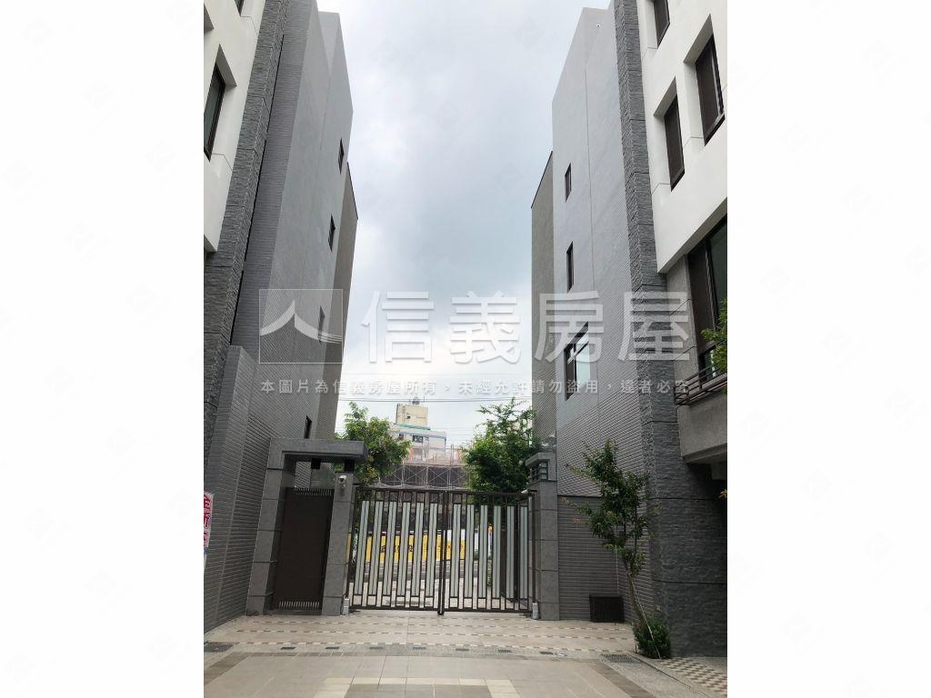 誠售南崗工業區大面寬透天房屋室內格局與周邊環境