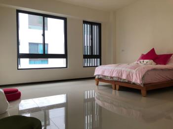 誠售南崗工業區大面寬透天