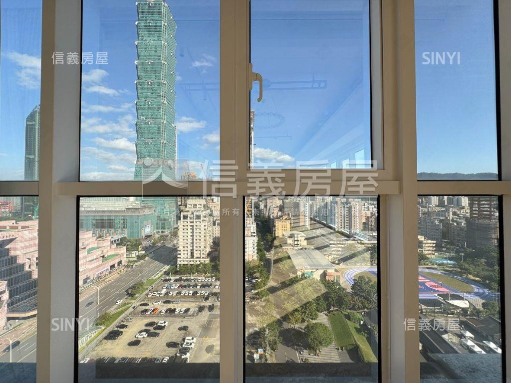 專任★新世界★美帝王戶房屋室內格局與周邊環境