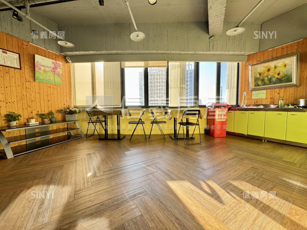 台中西區３０９整層商辦房屋室內格局與周邊環境