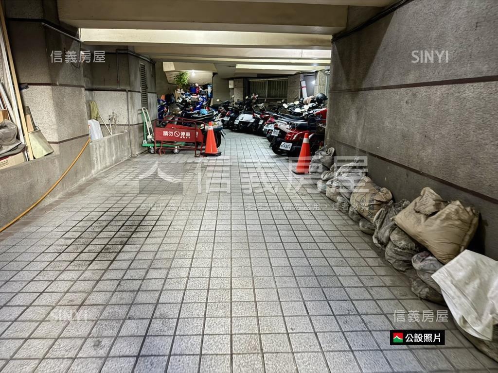 台中西區３０９整層商辦房屋室內格局與周邊環境