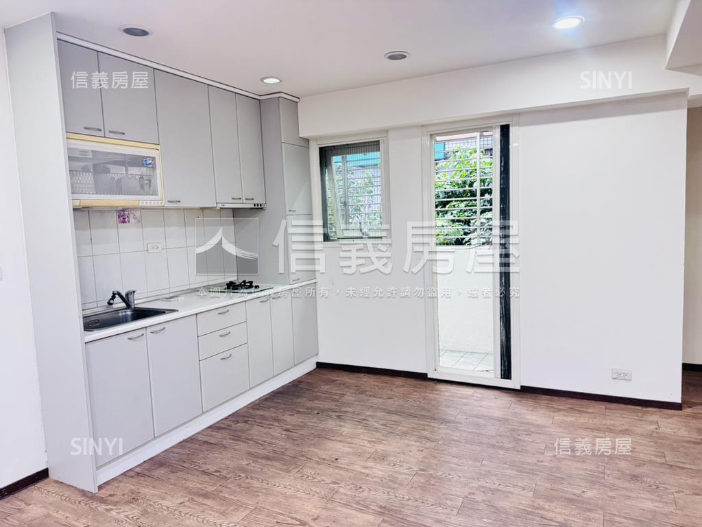 近信義安和裝潢美廈房屋室內格局與周邊環境