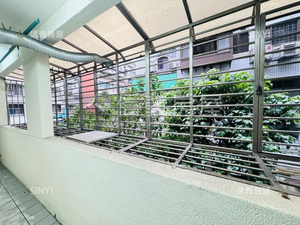 近信義安和裝潢美廈房屋室內格局與周邊環境