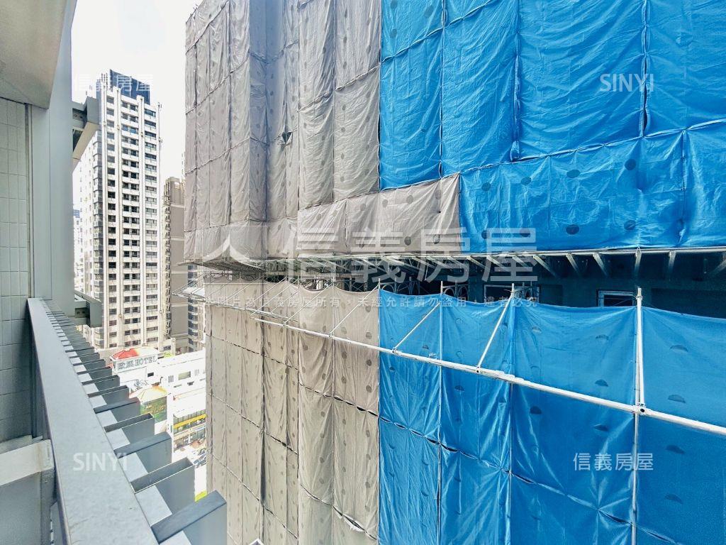 市政廣場商辦房屋室內格局與周邊環境