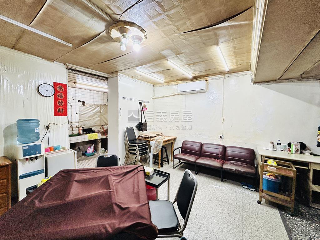 低總價近捷運透天房屋室內格局與周邊環境
