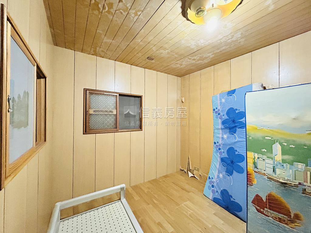低總價近捷運透天房屋室內格局與周邊環境