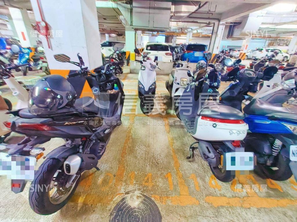 近五權車站精美套房房屋室內格局與周邊環境