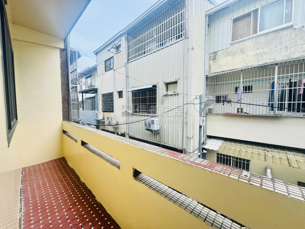 低總價美透天房屋室內格局與周邊環境