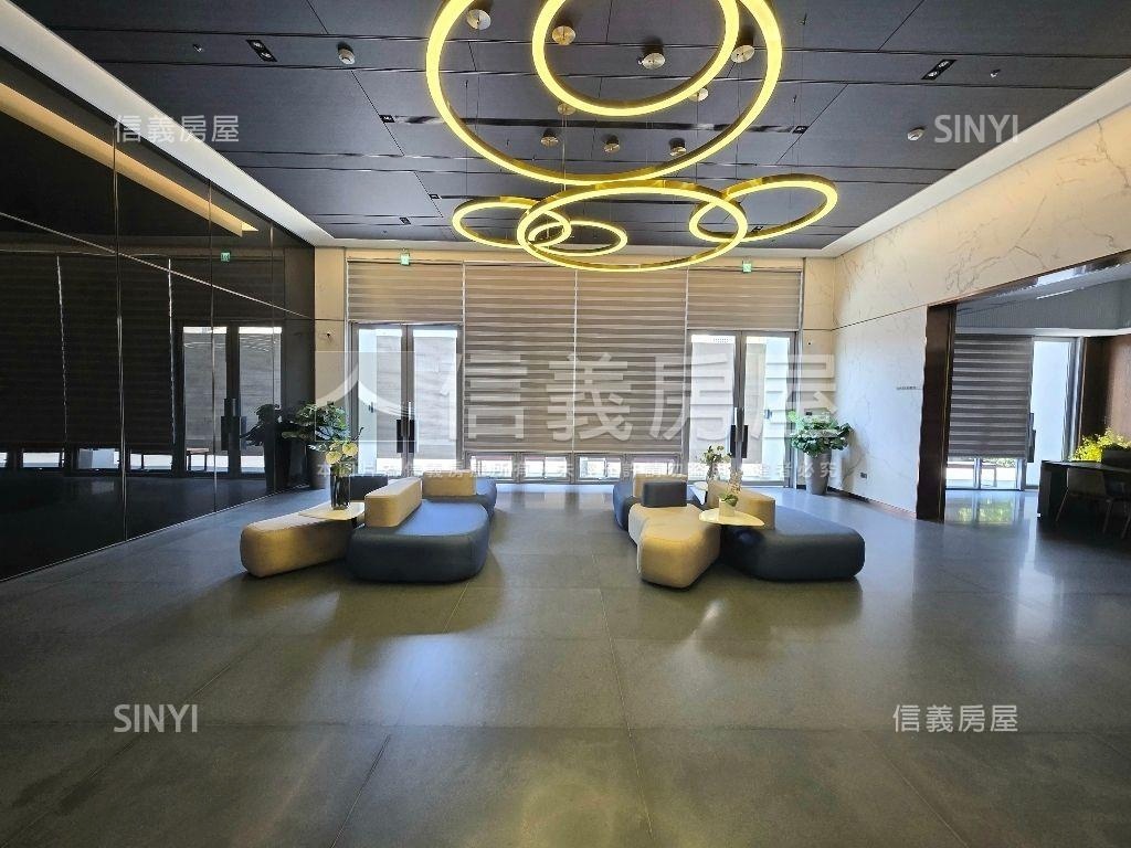 皇龍雲鼎｜次頂樓兩房三車房屋室內格局與周邊環境