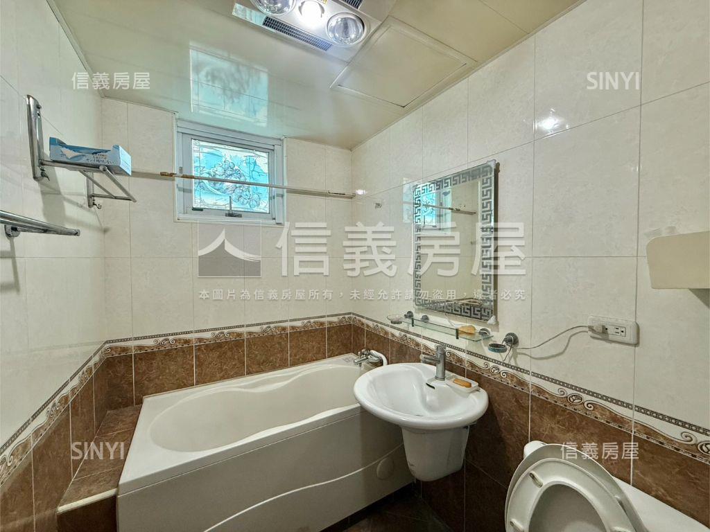 伴溪綠景三房平面車位房屋室內格局與周邊環境