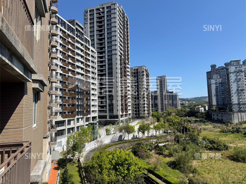 伴溪綠景三房平面車位房屋室內格局與周邊環境