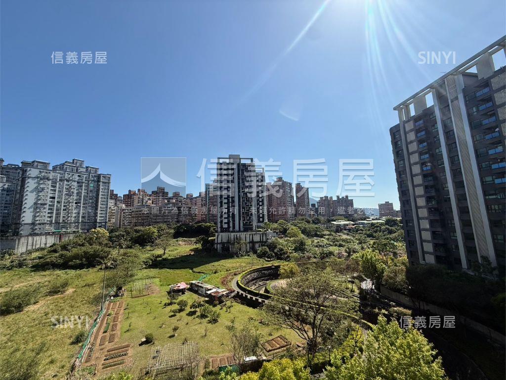 伴溪綠景三房平面車位房屋室內格局與周邊環境