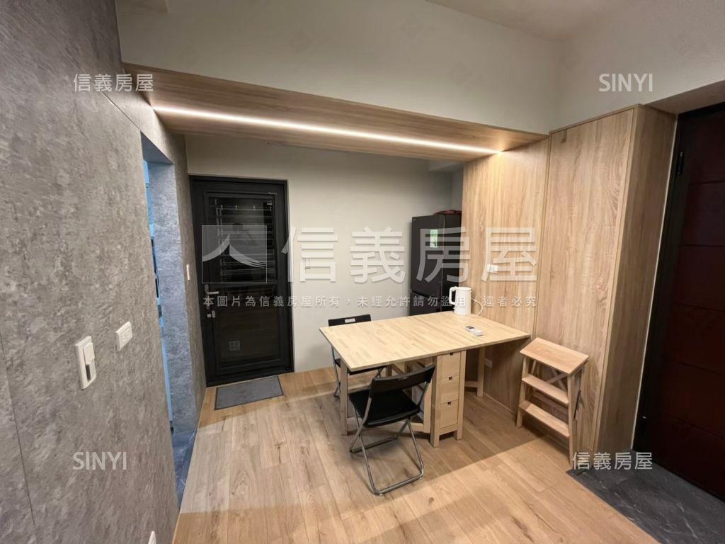 南港逸品兩房有露臺房屋室內格局與周邊環境