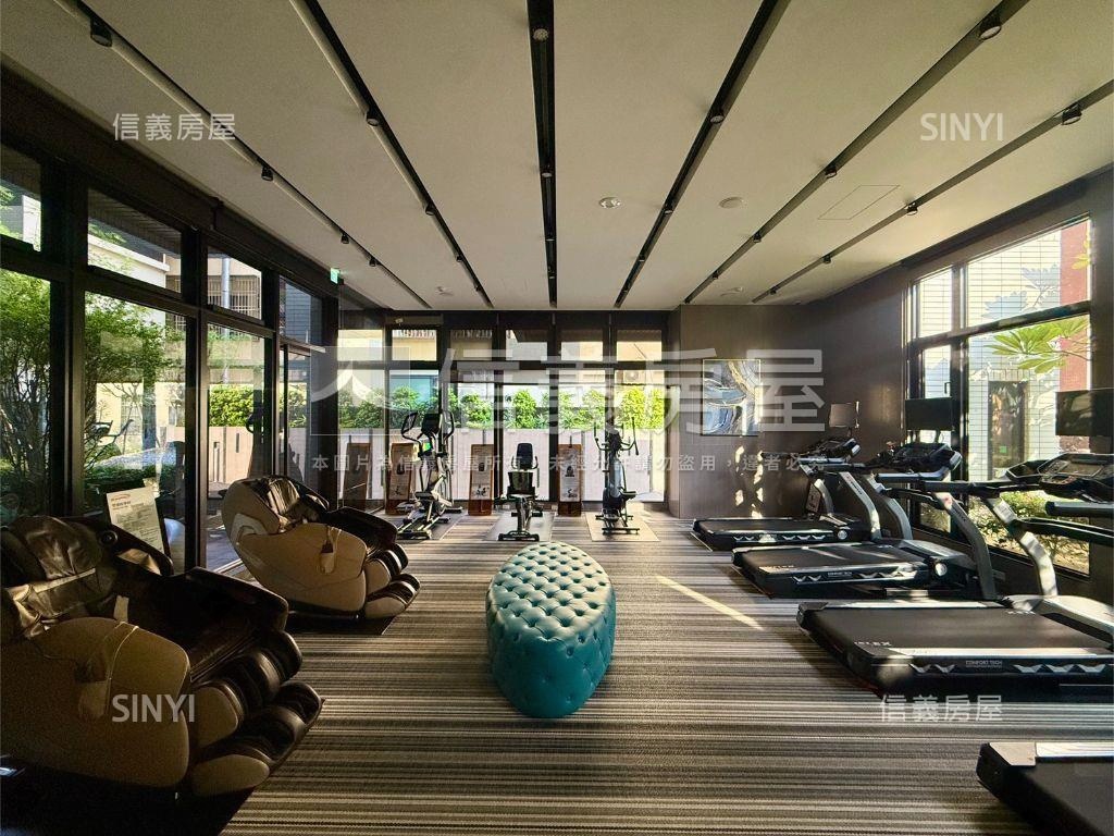 鼎中商圈兩房平移車位房屋室內格局與周邊環境