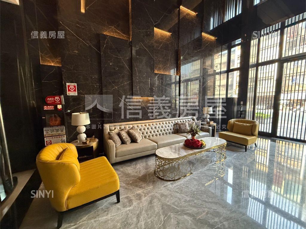 鼎中商圈兩房平移車位房屋室內格局與周邊環境