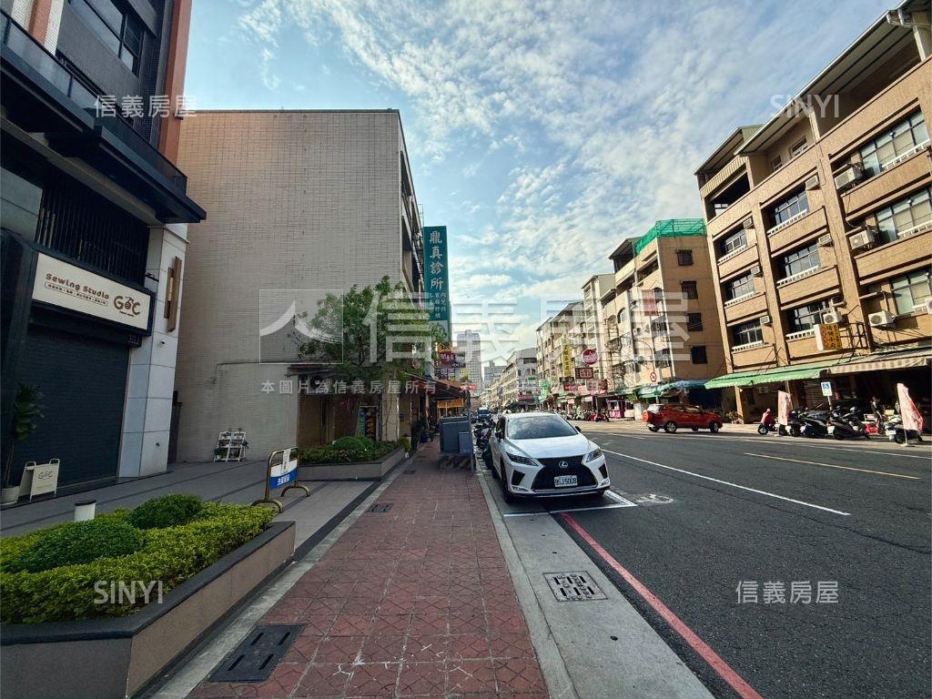 鼎中商圈兩房平移車位房屋室內格局與周邊環境