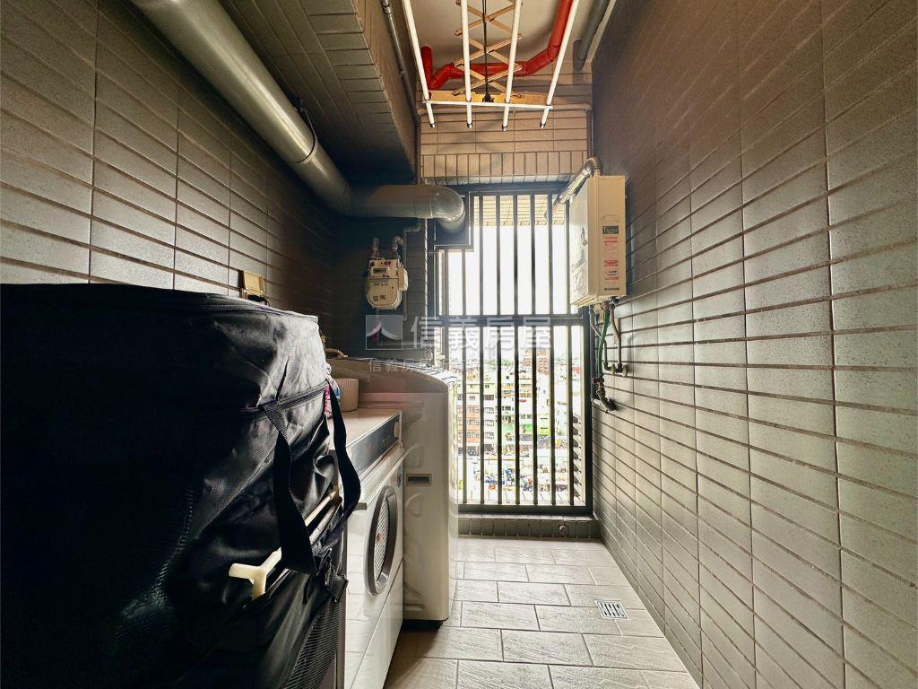 輕軌線上｜日光生活兩房房屋室內格局與周邊環境