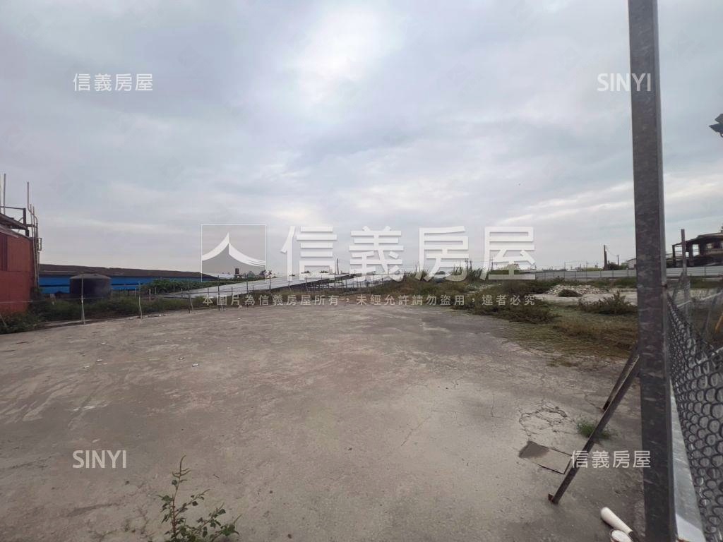 萬丹登記４８０．９８坪地房屋室內格局與周邊環境