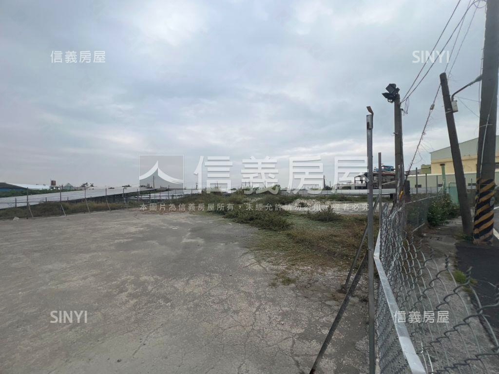萬丹登記４８０．９８坪地房屋室內格局與周邊環境