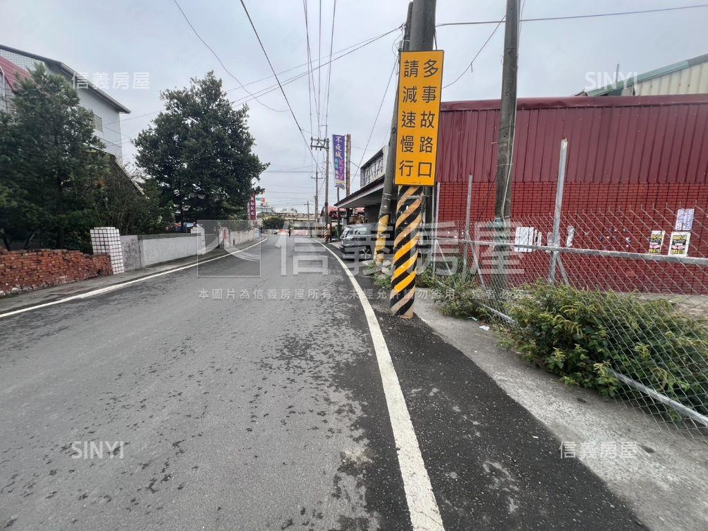萬丹登記４８０．９８坪地房屋室內格局與周邊環境